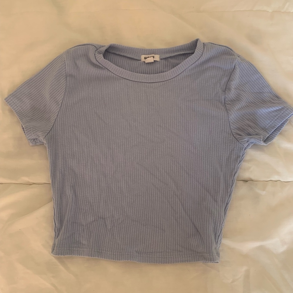 Baby blue tee | size: xs